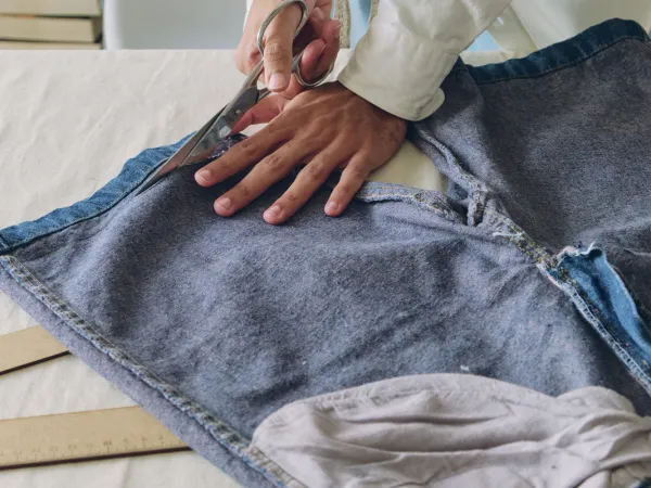 Design and Features of Denim Medical Scrubs